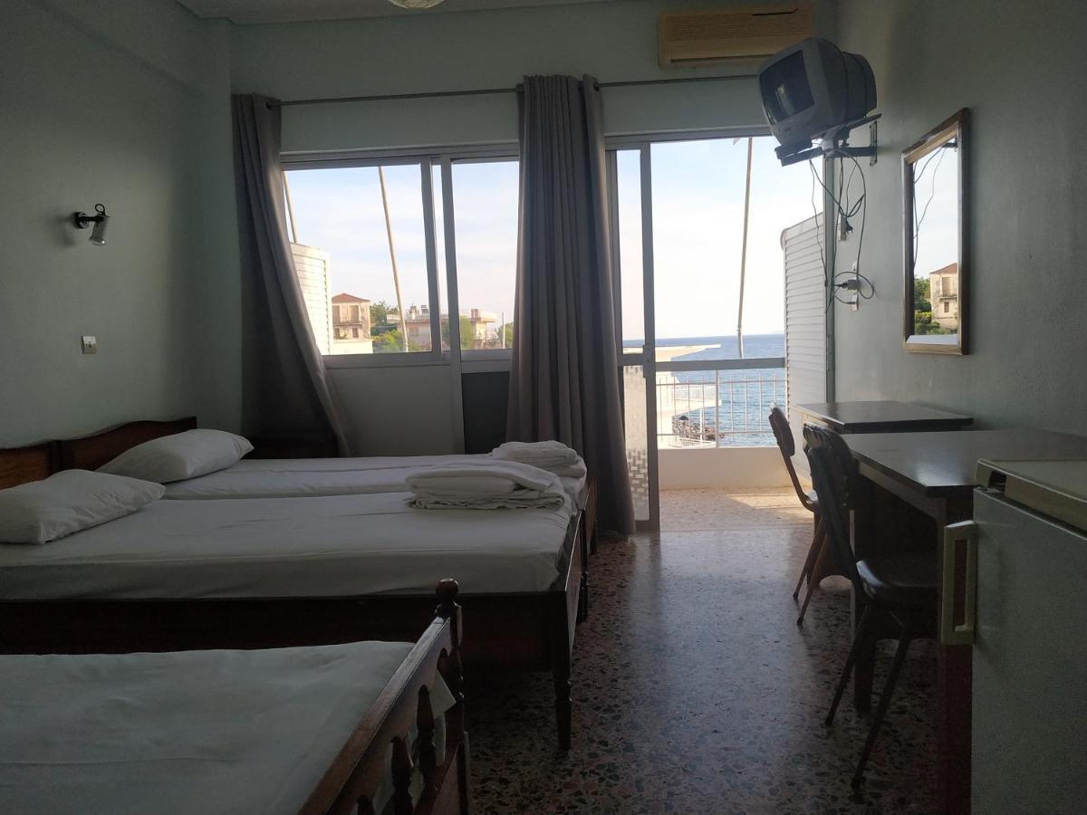 Poulea Rooms Kalamata Ngoại thất bức ảnh